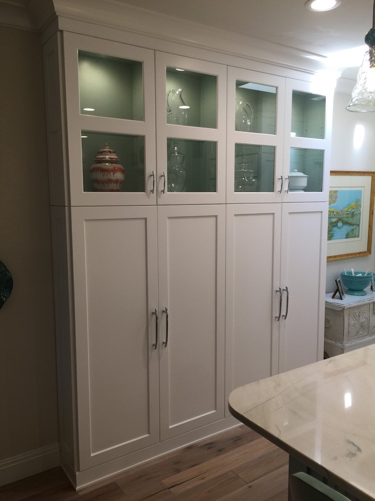 Inspiration for a transitional home design remodel in Miami