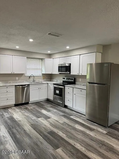 Kitchen Remodel Daytona Beach, FL | Cabinets, Countertops & Flooring