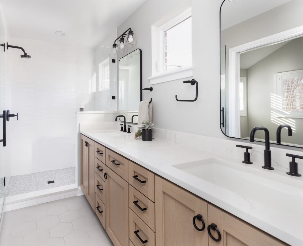 Photo of a transitional bathroom in Denver.