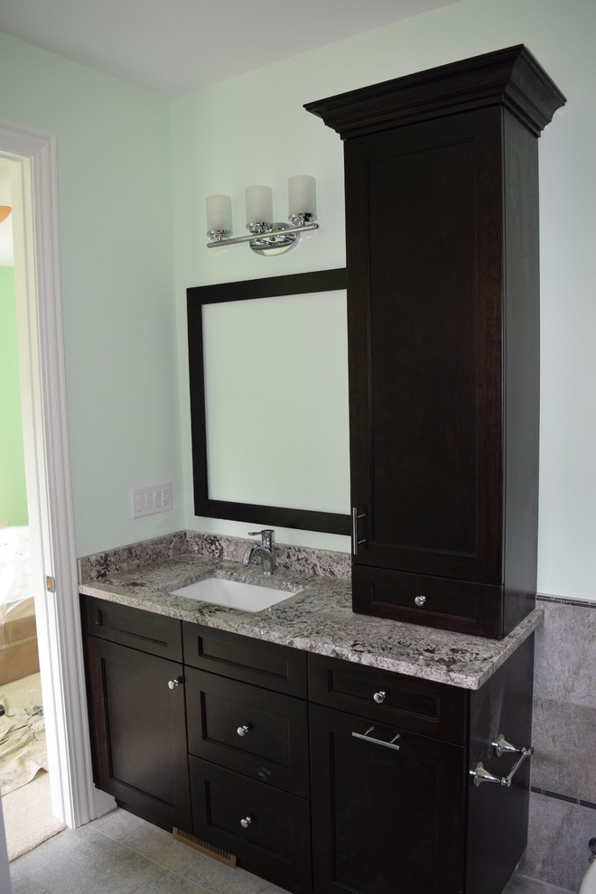 Bathroom - transitional bathroom idea in Chicago