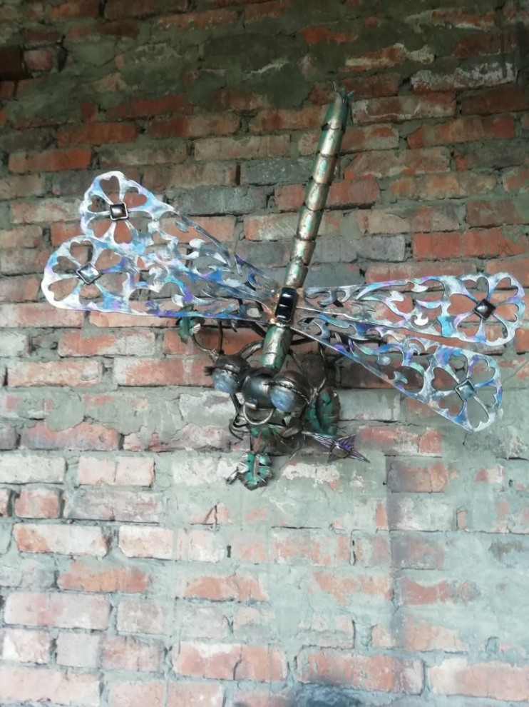 кованые стрекозы