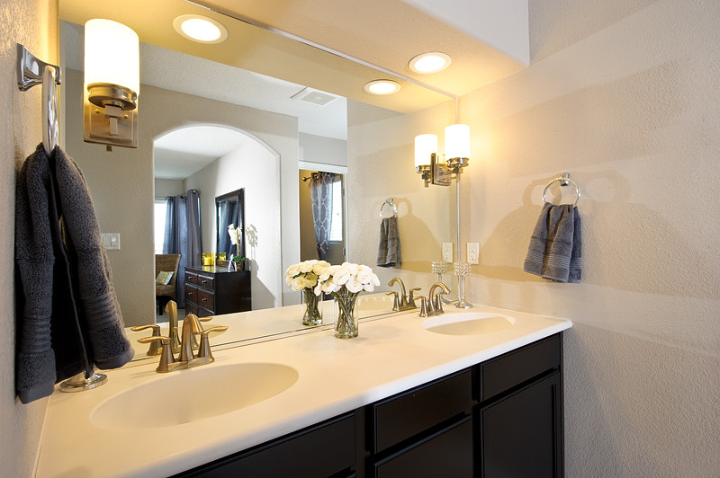 Bathroom - transitional bathroom idea in Albuquerque