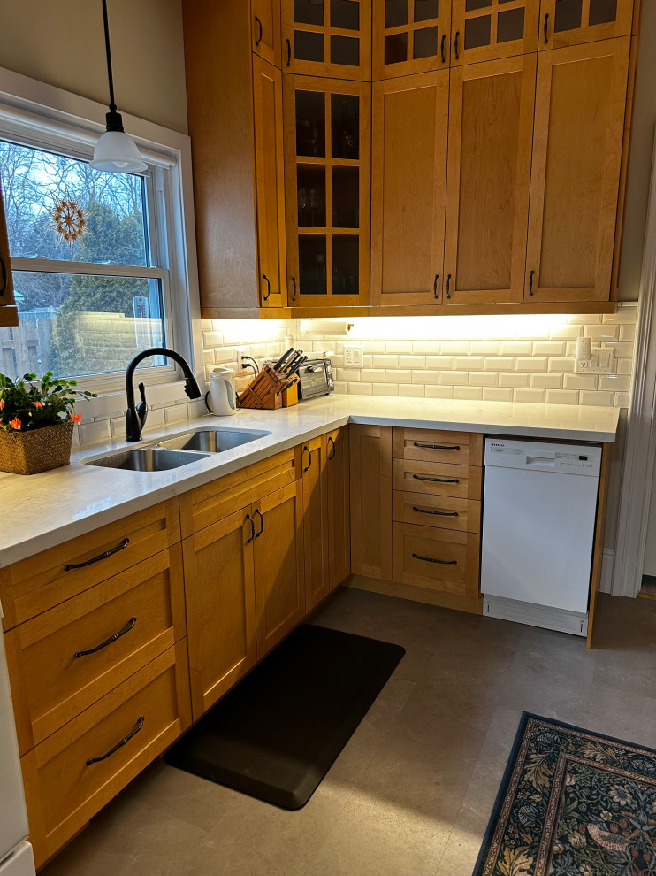 Cottage-Contemporary Kitchen Remodel