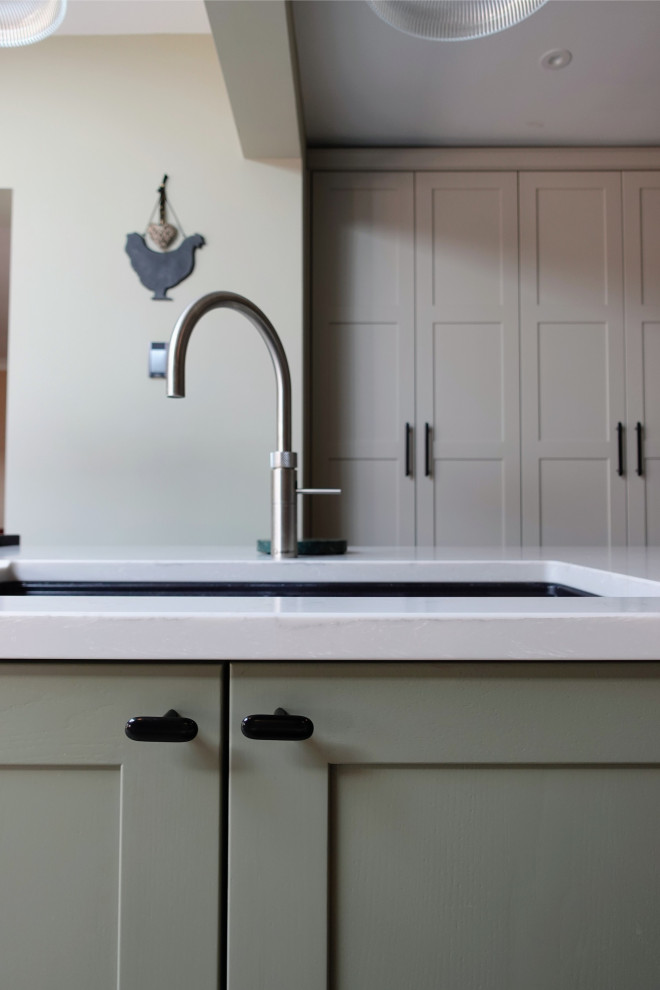 The Bilton Kitchen III - Thornham - RRP £35,550 - Luxe Price £28,350