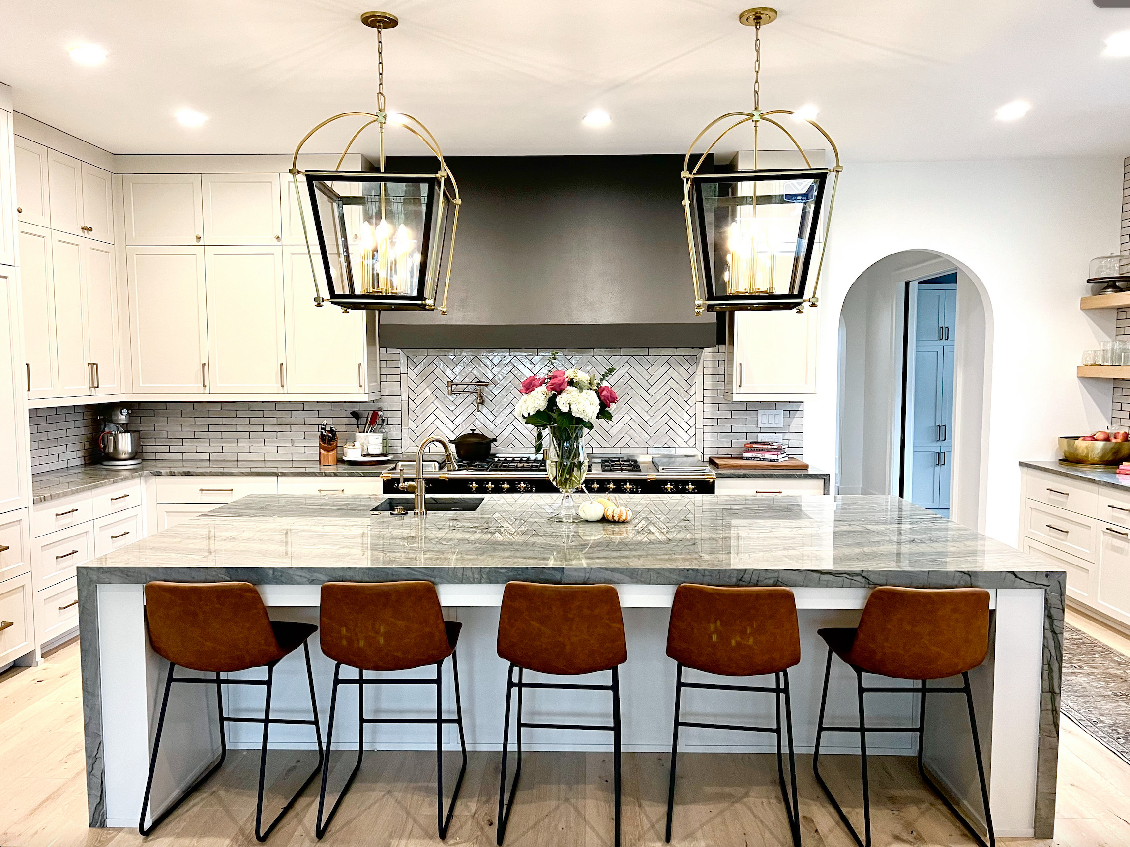 Contrasting Contemporary Kitchen