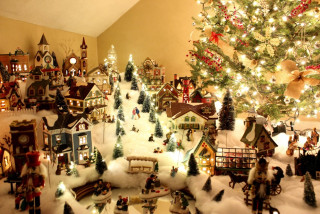 Houzz Readers Share Their Christmas Villages (15 photos)