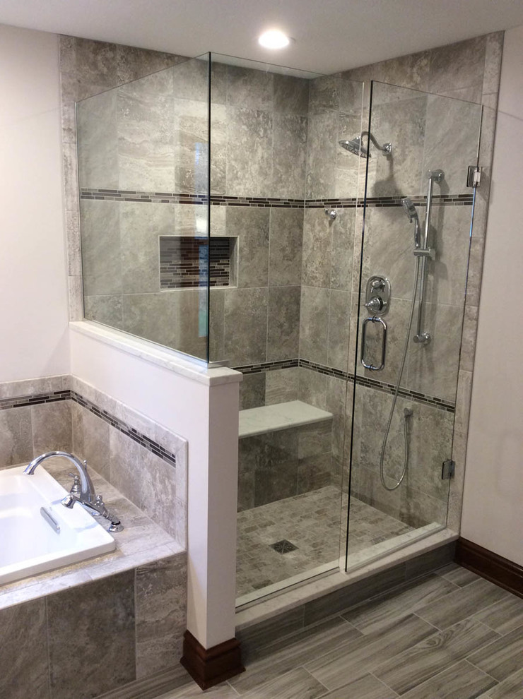 Bathroom - transitional bathroom idea