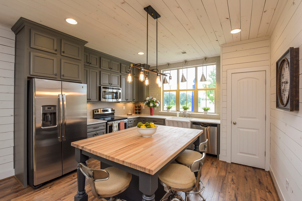 Model Home at Turnberry Highland Contemporary Birmingham by