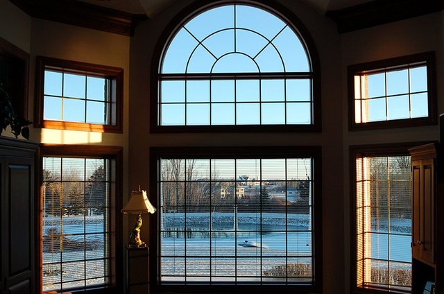 Parrett Custom Windows klassisk-vardagsrum