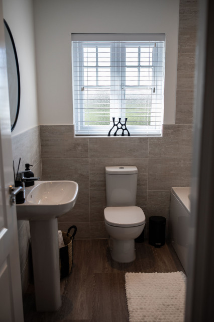 The Bretton at Crossfields contemporary-badrum