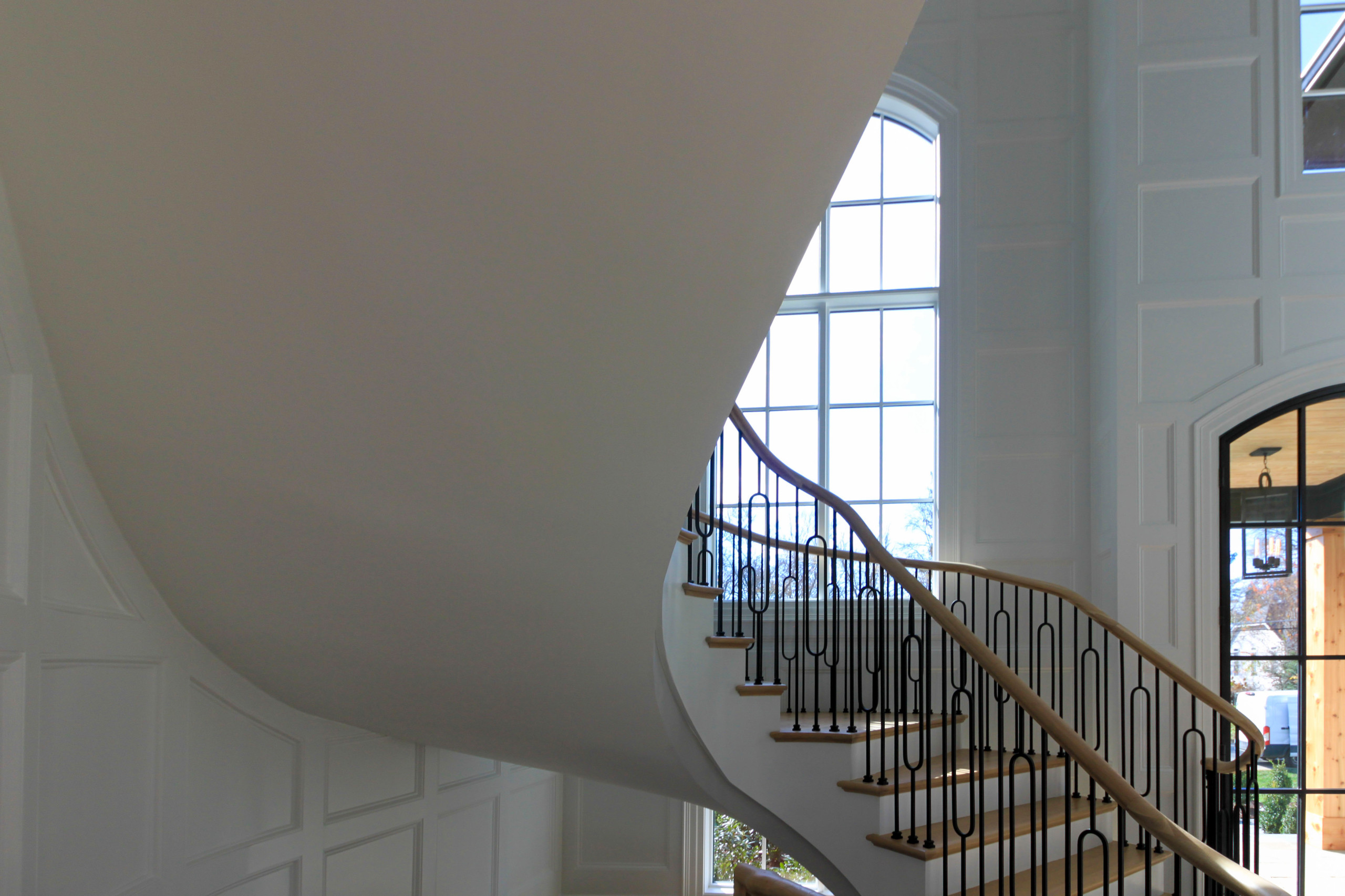95_Remarkable and elegant floating elliptical staircase, McLean, VA 22101