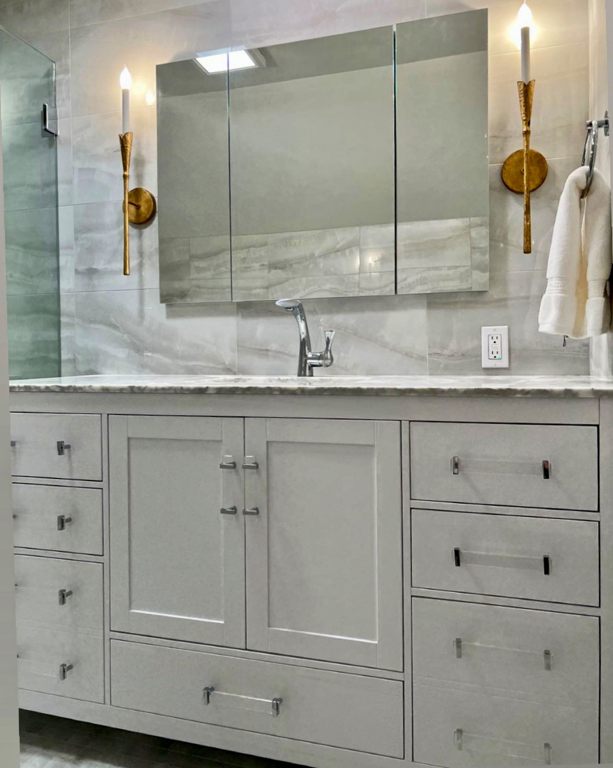 When i first met with lauren she had been overwhelmed with choices and simply knew she needed a professional to manage her bathroom remodel project.