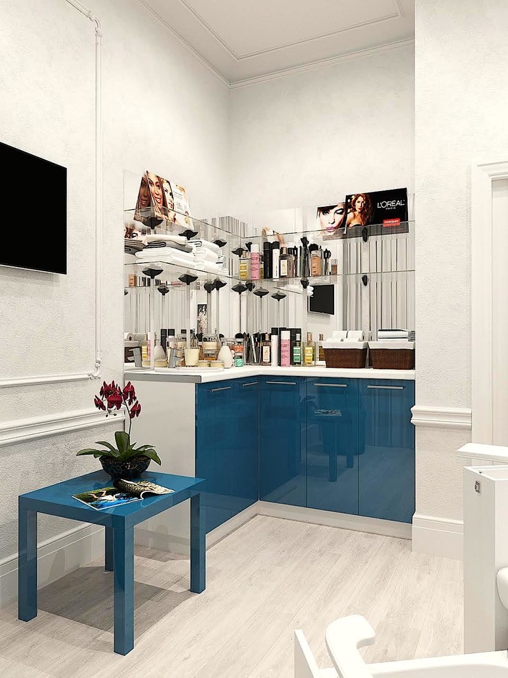 Второй этаж. Вип-кабинет.