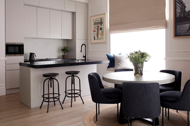 Stylish South Kensington, SW7 transitional-kitchen