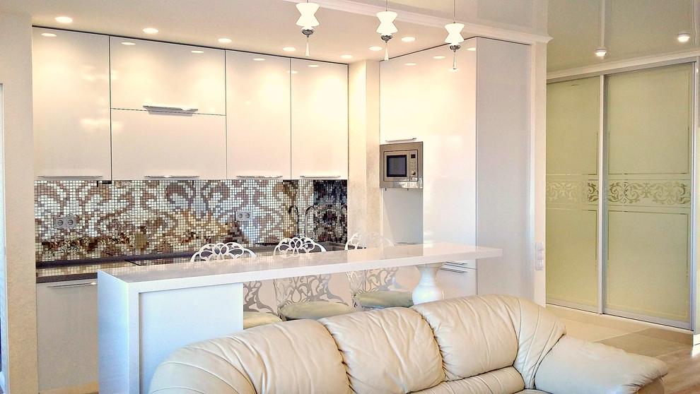 "Гламурные нотки" 3-комнатная квартира-студия