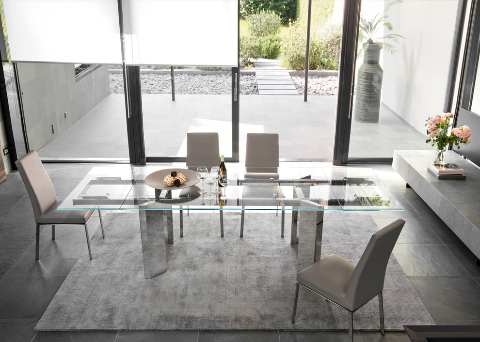 Modern dining room in Other.