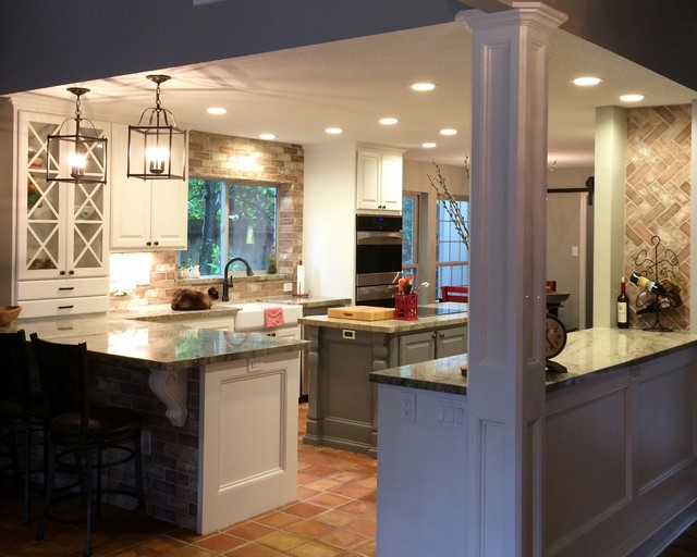 Cedar Pass Kitchen traditional-kitchen