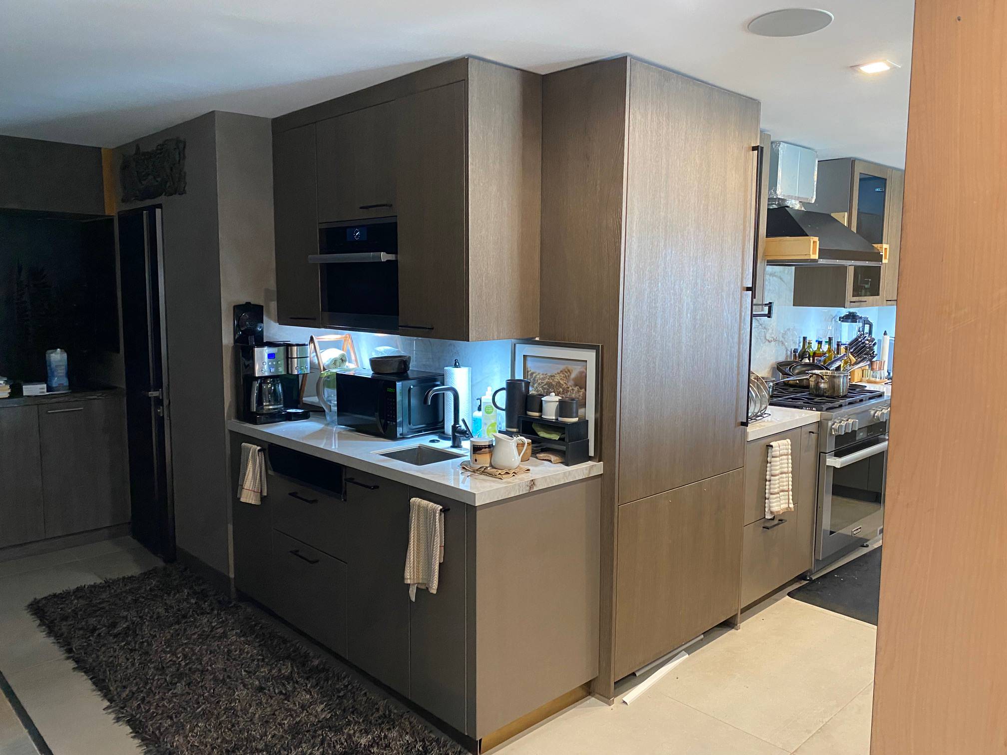 Gore Kitchen, Bathroom, Entertainment, and Back Ends