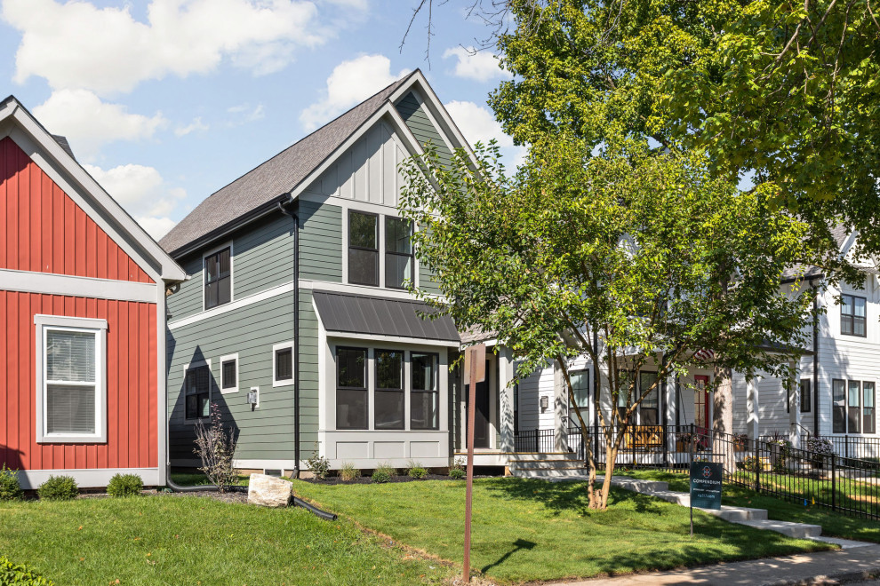 Transitional home design photo in Indianapolis