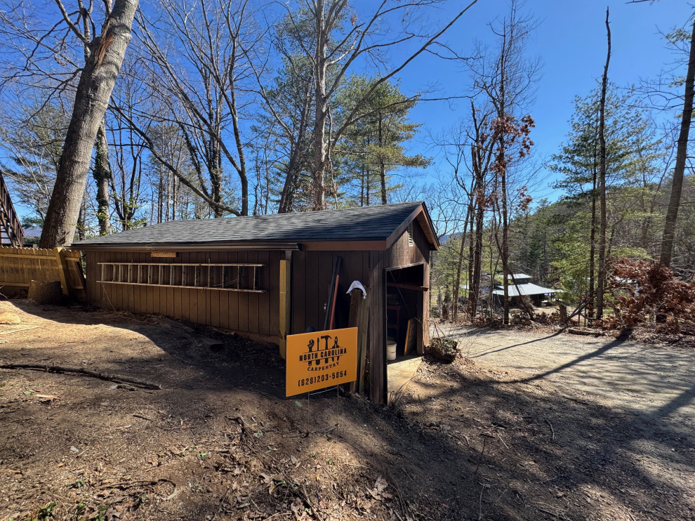 Duckers Garage