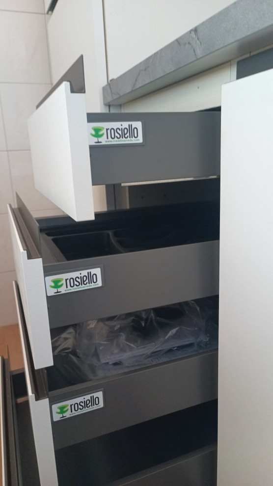 Restyling Cucina Ante Utopia Bianco e Top Grey Yule