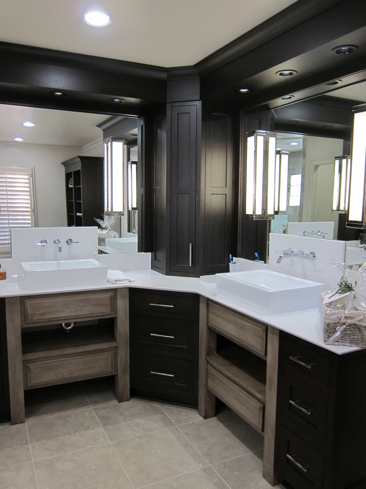 Bathroom - transitional bathroom idea
