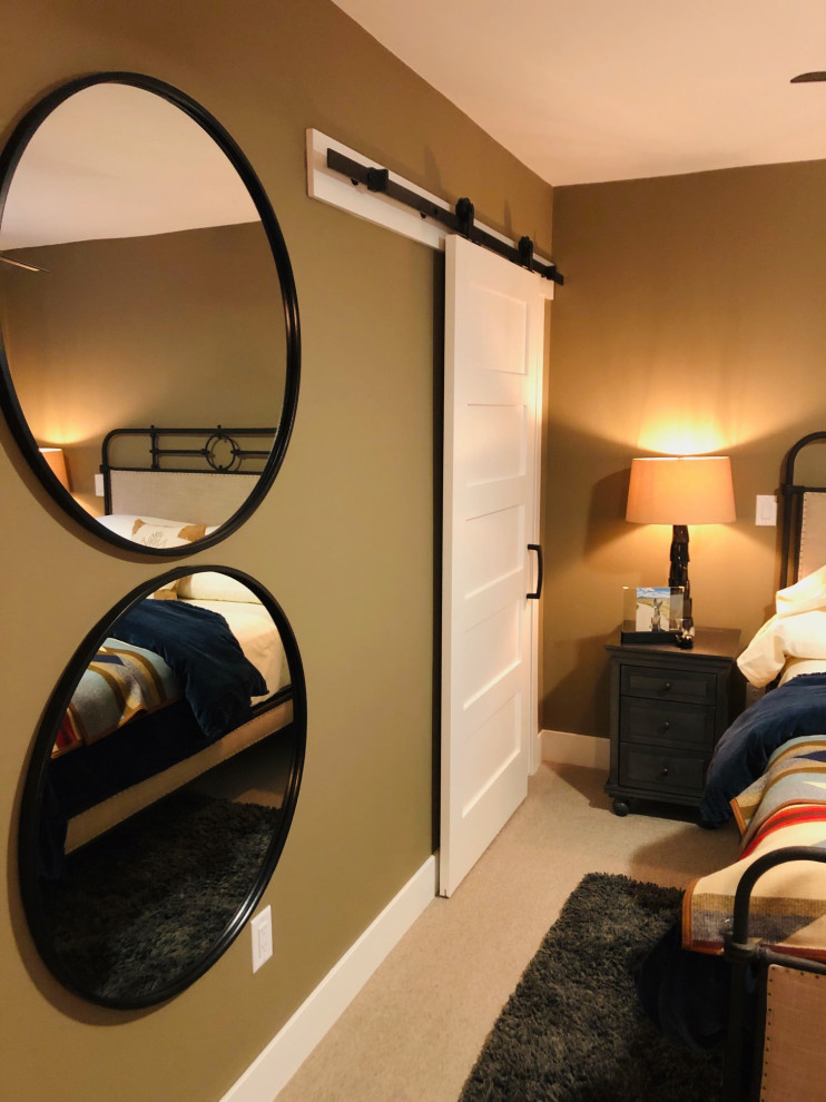 Transitional home design photo in Denver