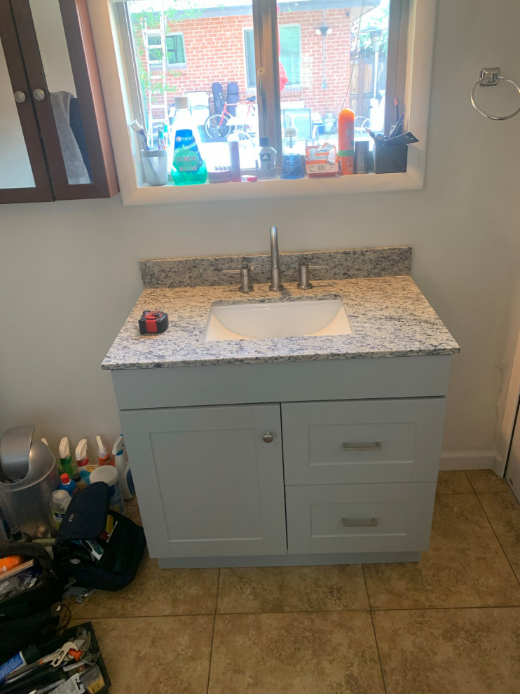 Bathroom 001