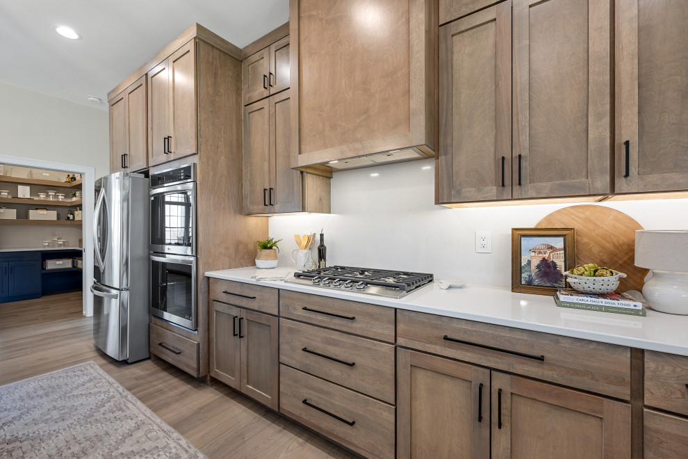 Inspiration for a rustic kitchen remodel in Cedar Rapids