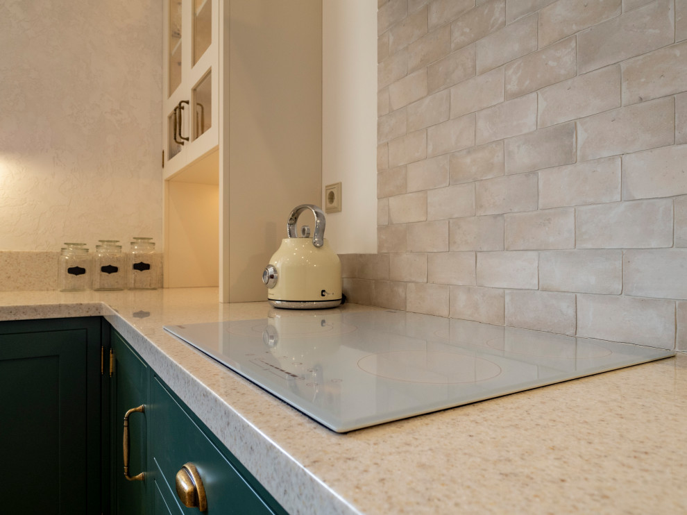 Элегантная кухня в неоклассическом стиле