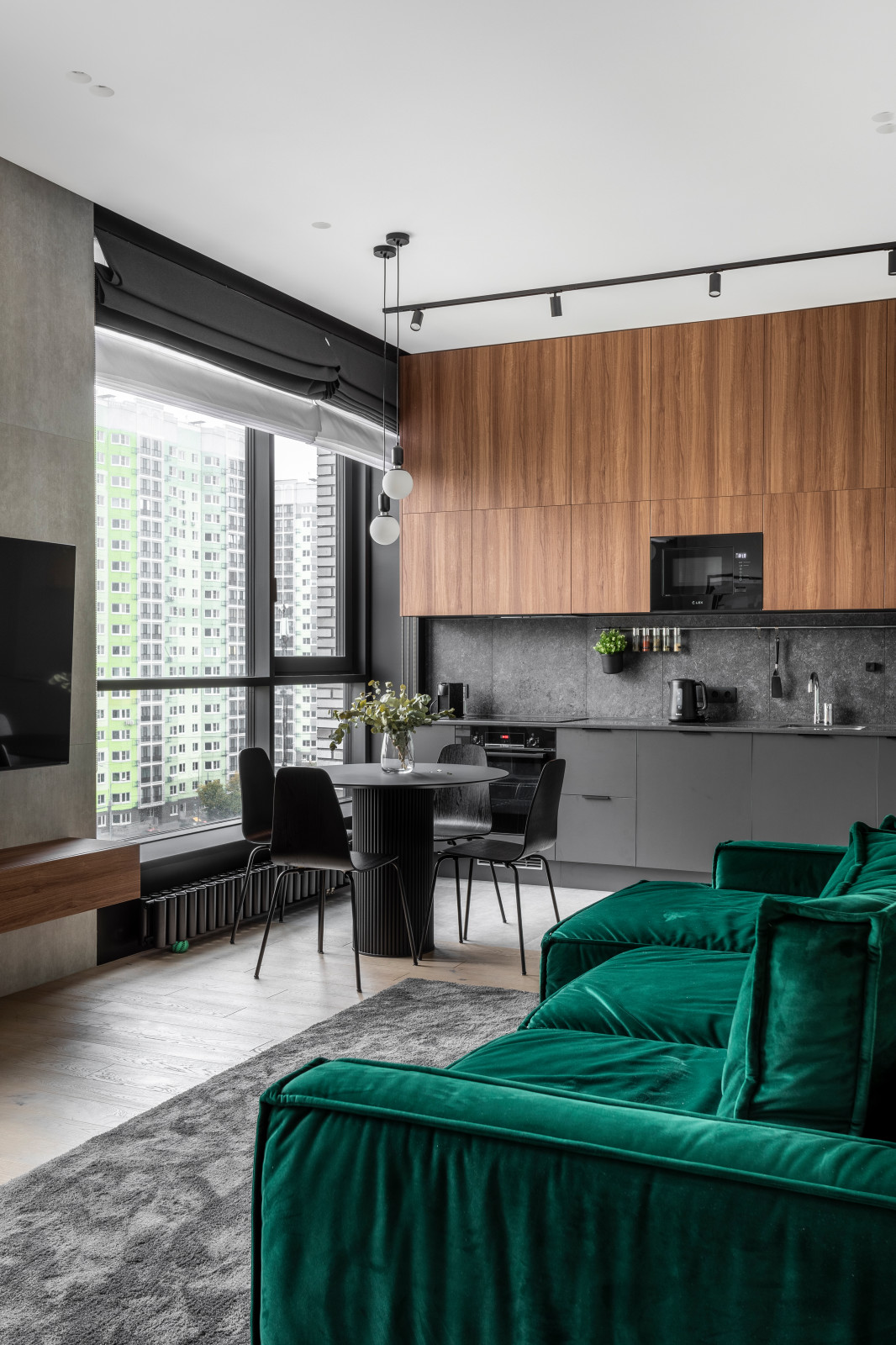 Новочерёмушкинская, 17