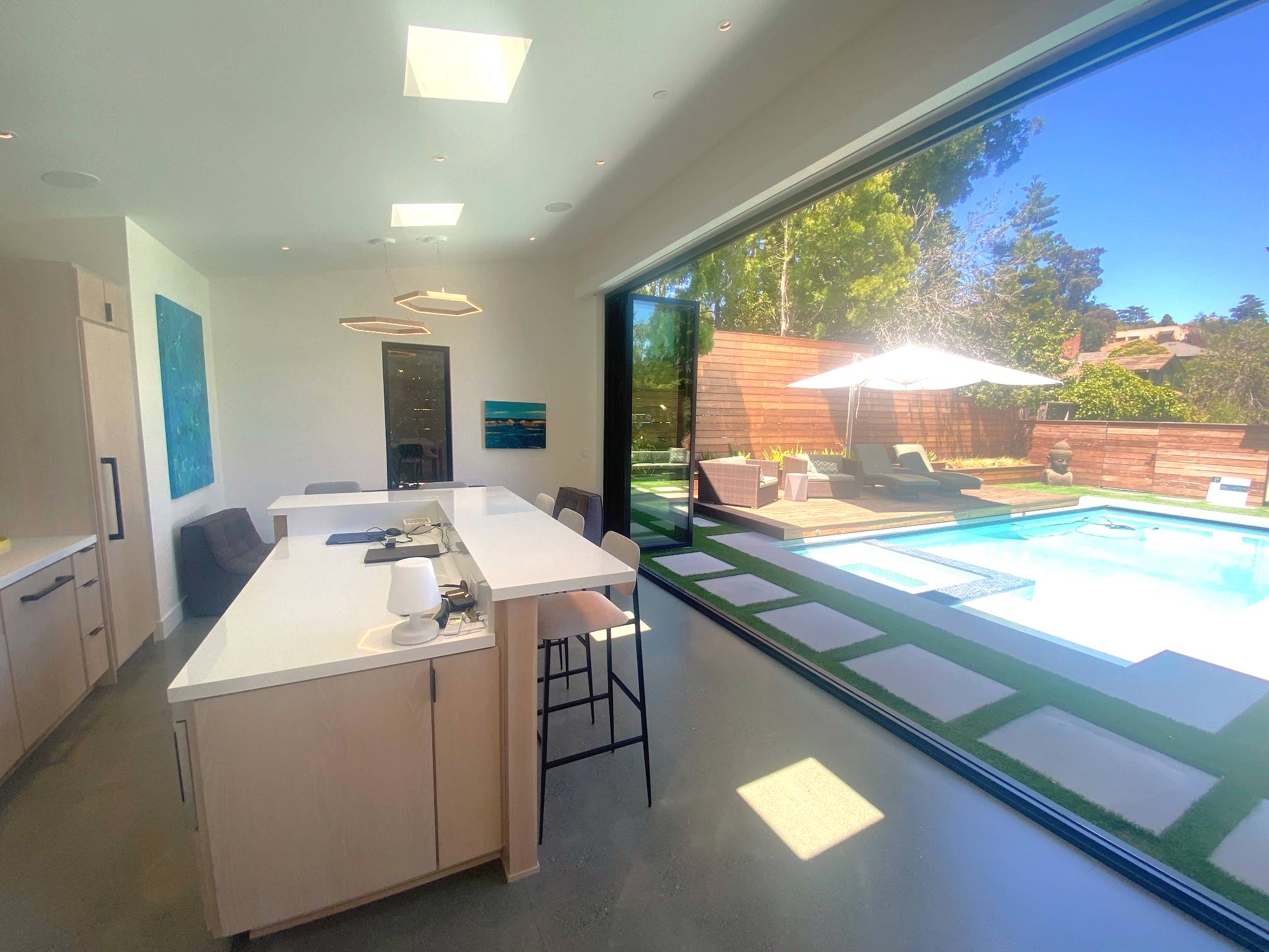 Modern Palm Hill Pool House