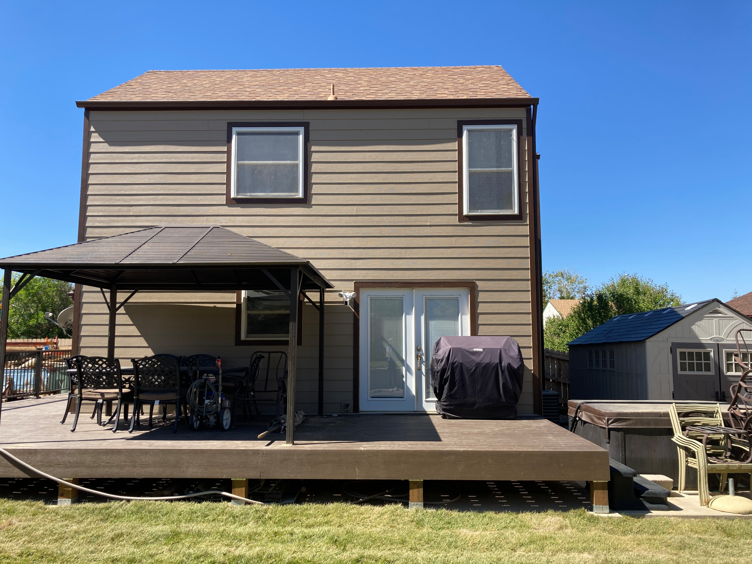 James Hardie in Warm Tones