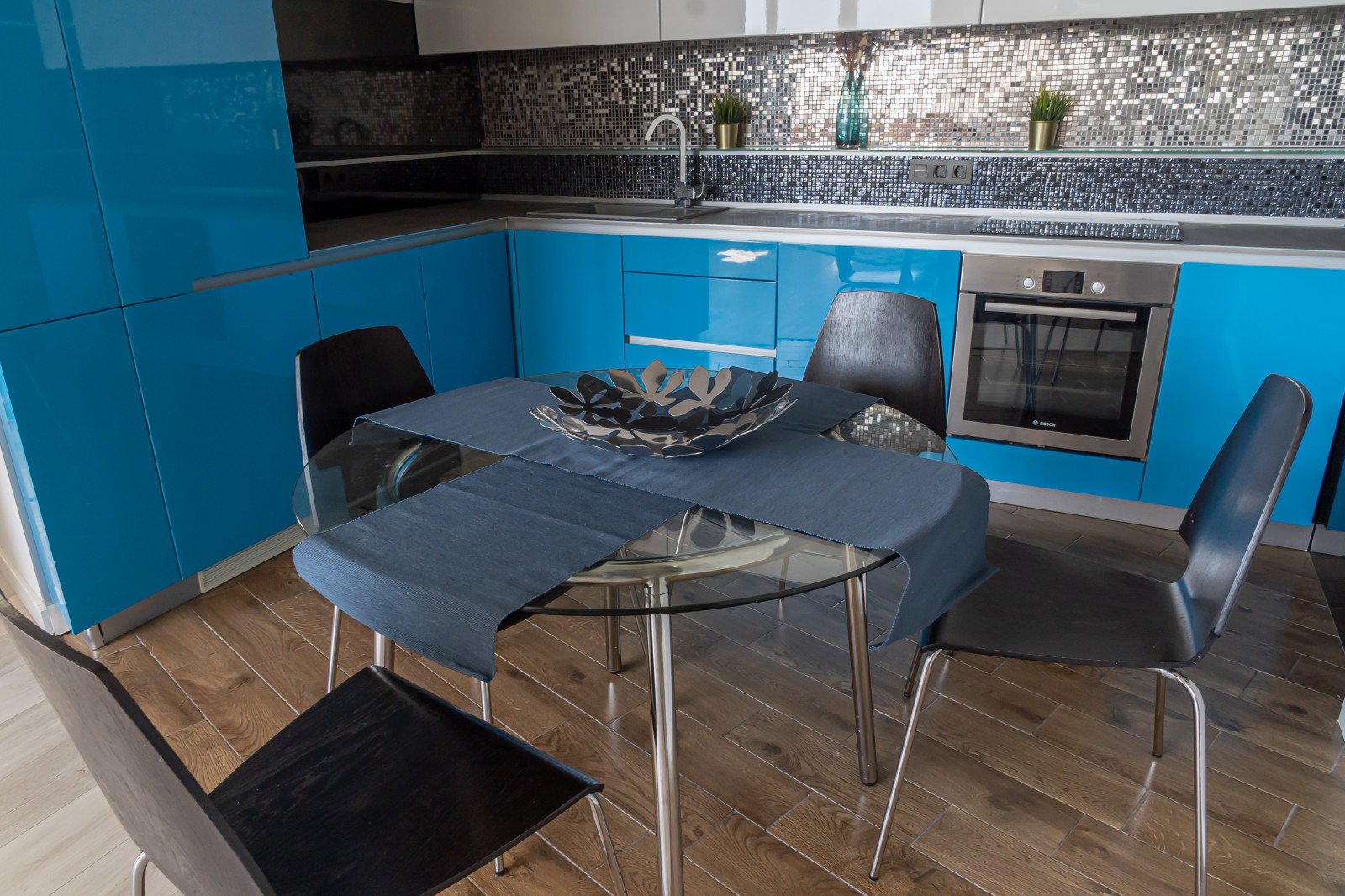 Кубанская Набережная 37