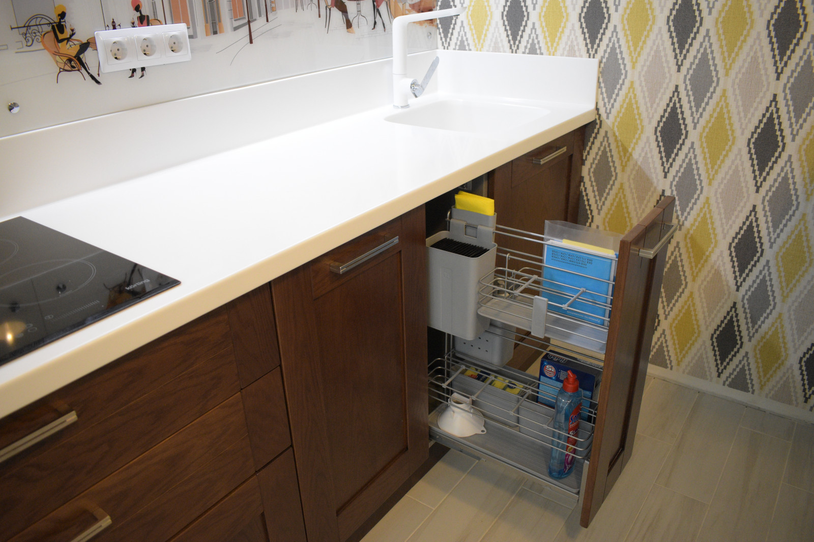 Кухня Кальвадос из массива дуба с каменной столешницей