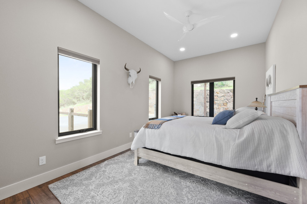 Hillside Lake View Home