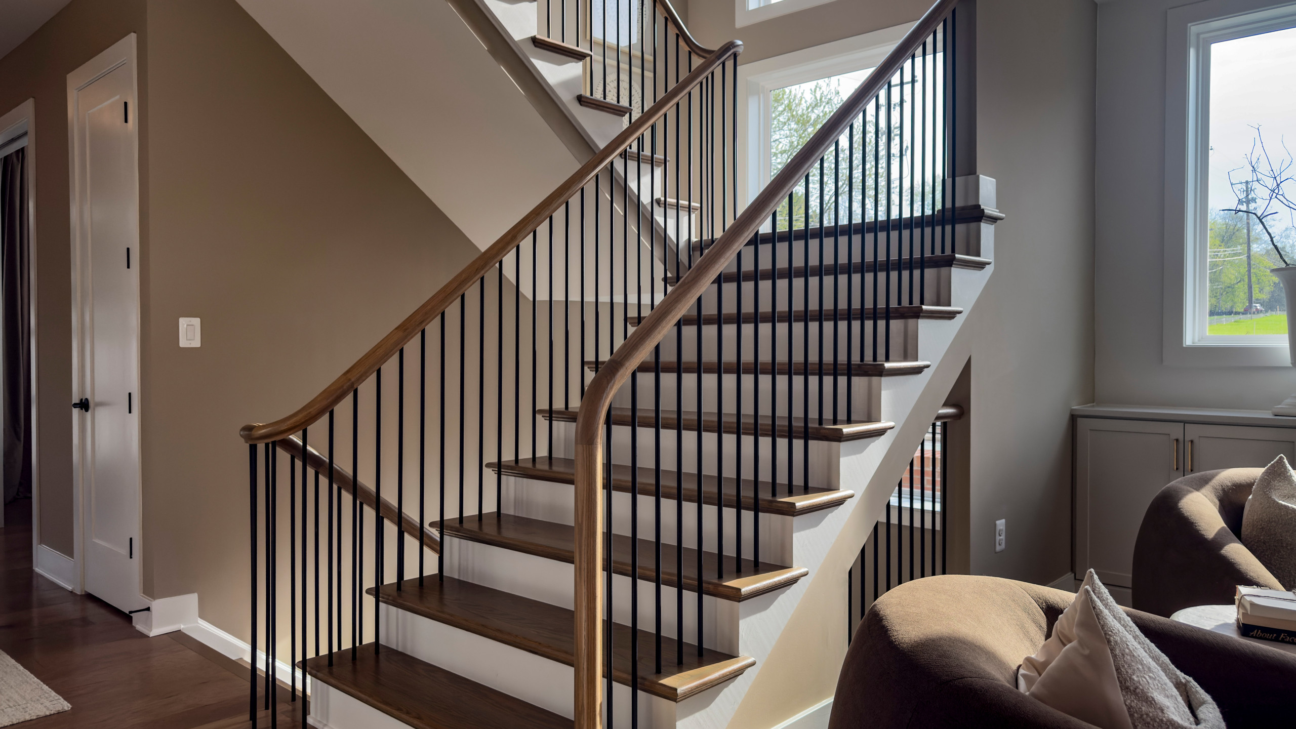 Project #153 | Sophisticated Red Oak Stair with Metal Balusters