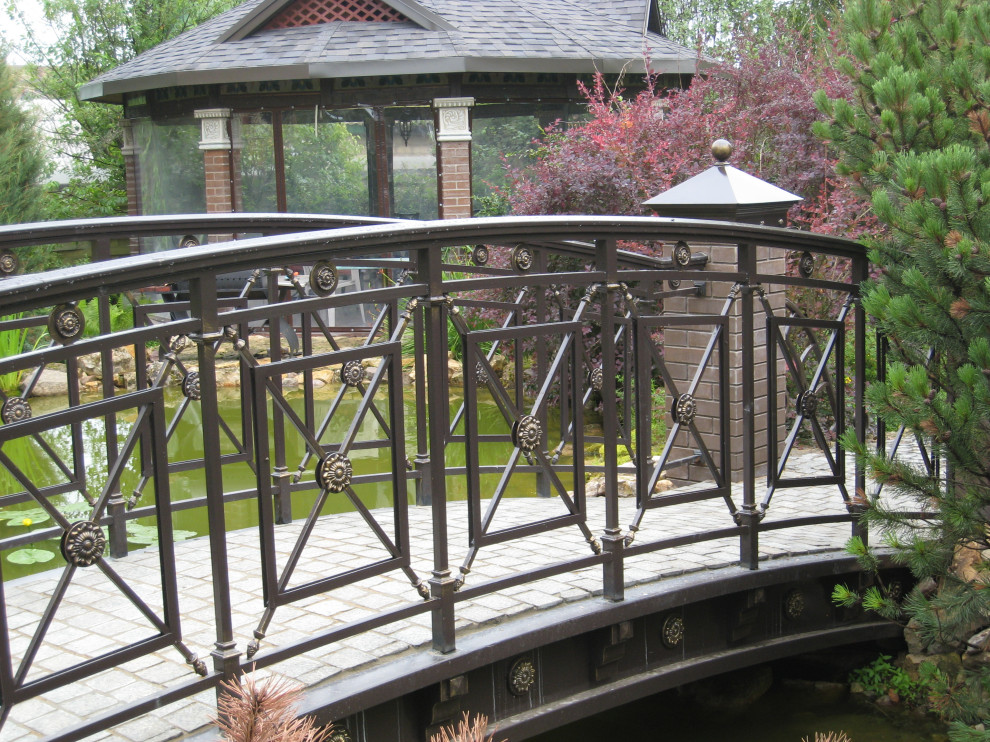 Мостик в классическом стиле