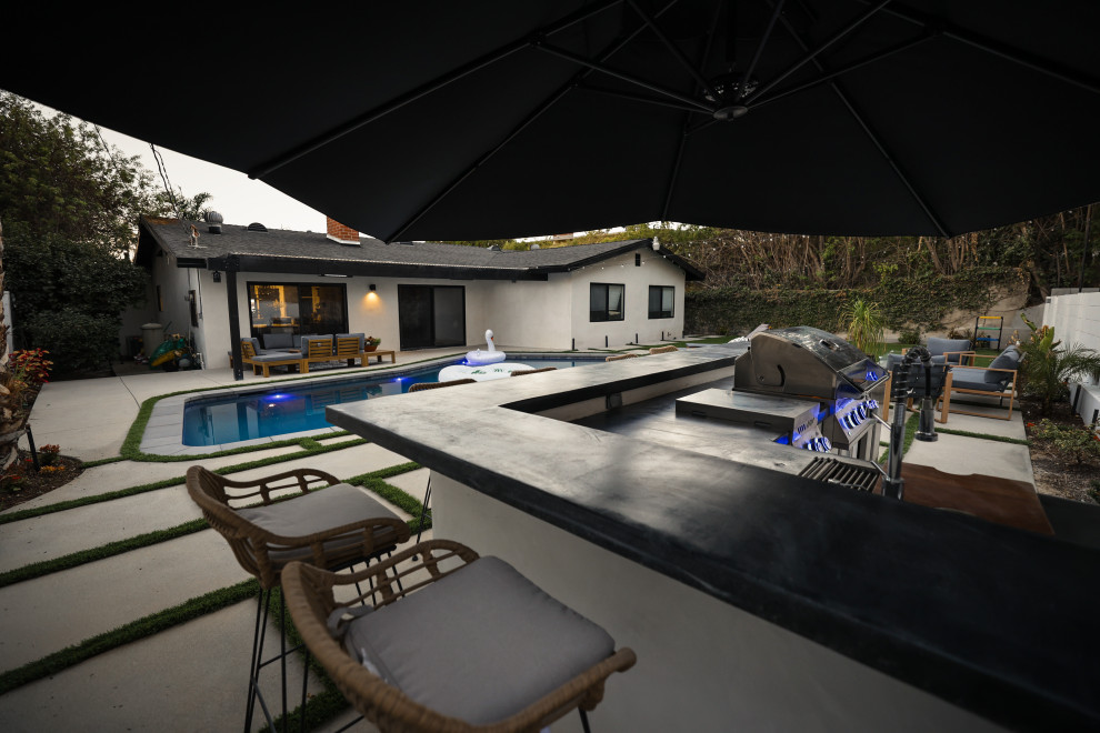 West Hills Remodel - Parthenia St