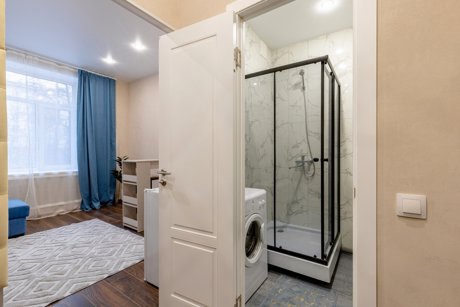 СТУДИЯ НА ЛЕНСОВЕТА