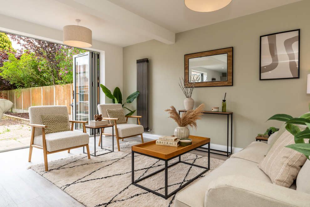Woodville Rd - Staged to Sell