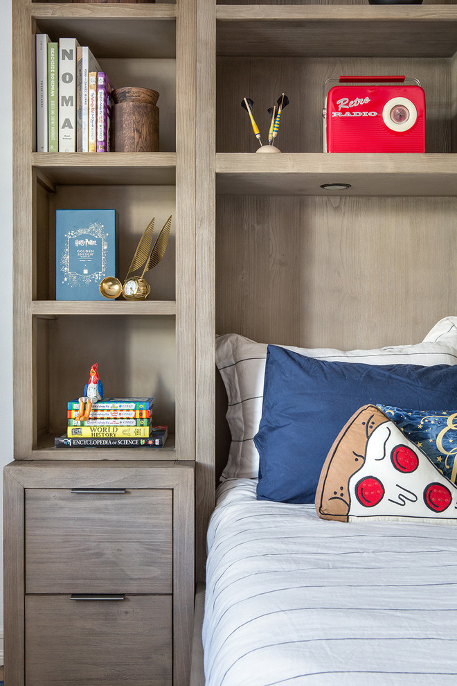 Condo Capistrano Beach - Chelsea Lauren Interiors
www.chelsealaureninteriors.com
Photography: <a rel="nofollow noopener" target="_blank" href="http://www.chadmellon.com">http://www.chadmellon.com</a>