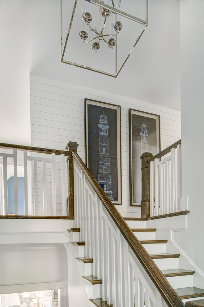 Example of a transitional staircase design in Charlotte