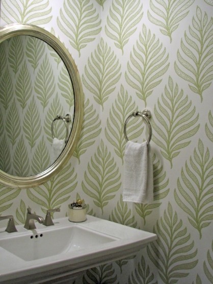 Transitional home design photo in Chicago