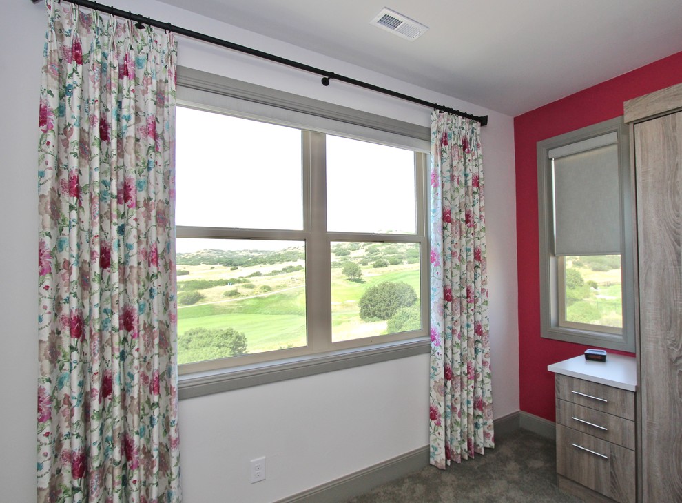 Home design - transitional home design idea in Denver