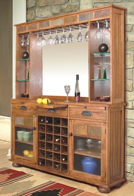 Design ideas for a country home bar in Los Angeles.