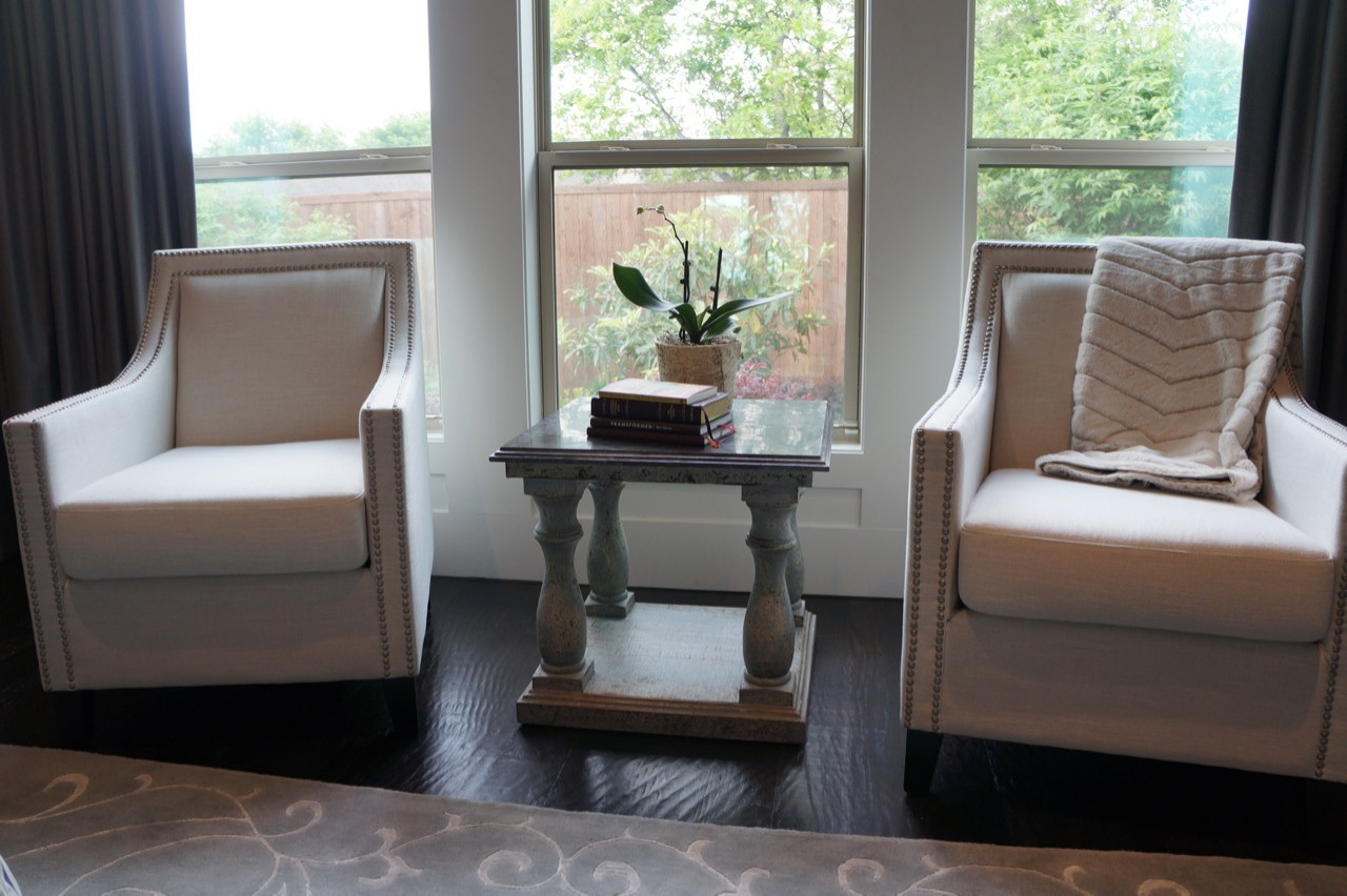 Master bedroom sitting area