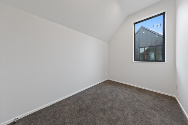 New Home - Glen Innes (Unit 5 ) contemporary-bedroom