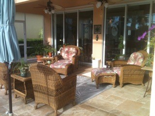 Inspiration for a mediterranean patio in Tampa.