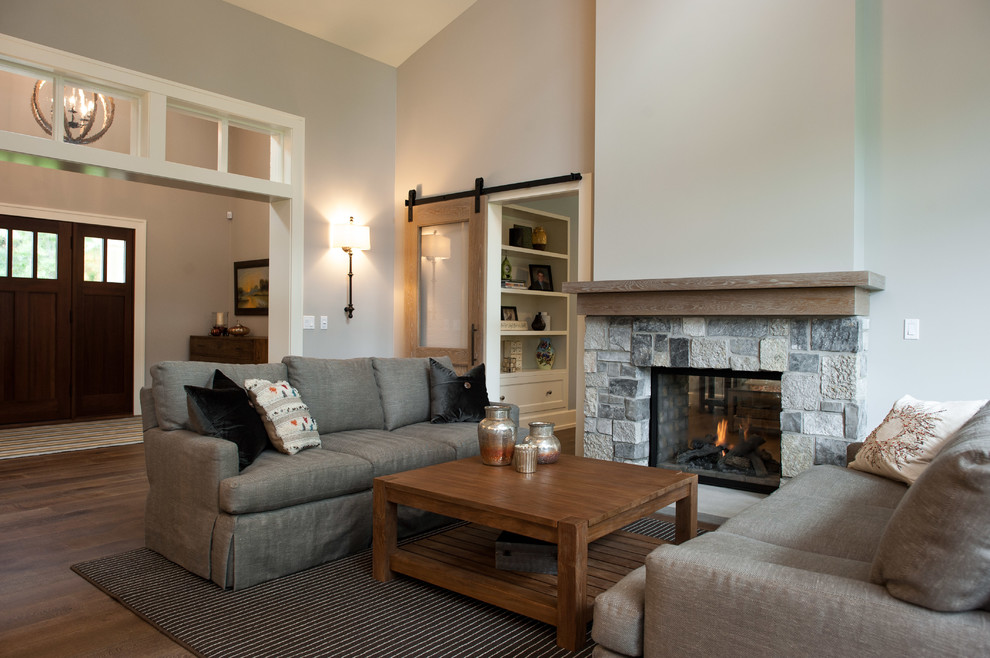 Home design - transitional home design idea in Grand Rapids